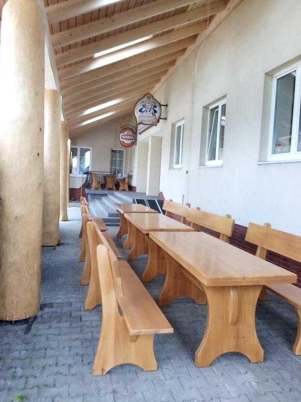 Zajazd Pod Jesionami Nisko Exterior foto